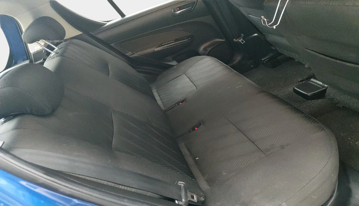 2013 Maruti Swift VXI, Petrol, Manual, 1,11,443 km, interior