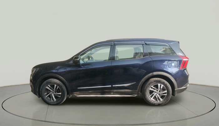 2022 Mahindra XUV700 AX 5 D AT 7 STR, Diesel, Automatic, 53,798 km, exterior