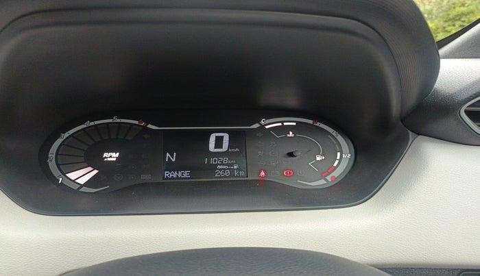 2024 Nissan MAGNITE  XE AMT EZ Shift, Petrol, Automatic, 11,028 km, interior
