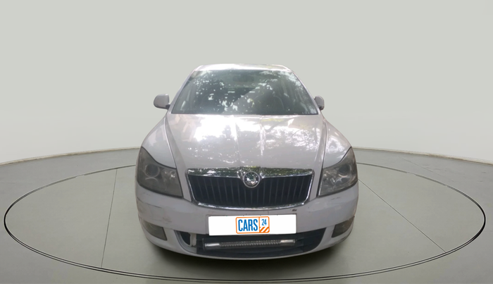 2010 Skoda Laura ELEGANCE 2.0 TDI CR MT, Diesel, Manual, 2,50,627 km, exterior