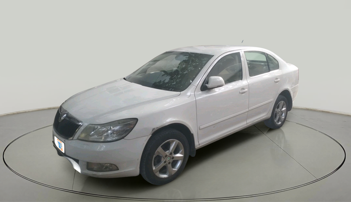 2010 Skoda Laura ELEGANCE 2.0 TDI CR MT, Diesel, Manual, 2,50,627 km, exterior