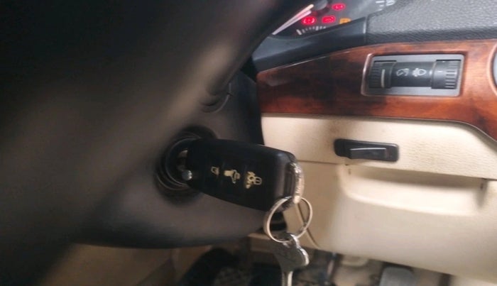 2010 Skoda Laura ELEGANCE 2.0 TDI CR MT, Diesel, Manual, 2,50,627 km, interior