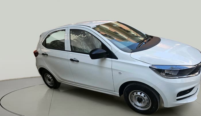 2026 Tata Tiago XE PETROL, Petrol, Manual, 51 km, exterior
