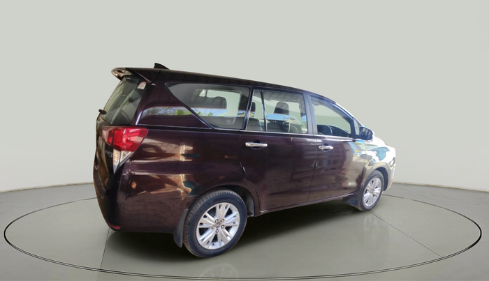 2016 Toyota Innova Crysta 2.4 ZX 7 STR, Diesel, Manual, 1,26,473 km, exterior