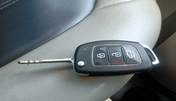 2014 Hyundai Xcent S (O) 1.2, Petrol, Manual, 64,022 km, interior