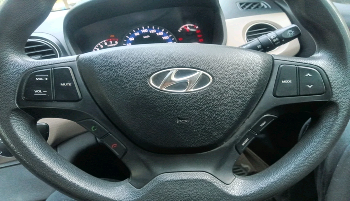 2014 Hyundai Xcent S (O) 1.2, Petrol, Manual, 64,022 km, interior