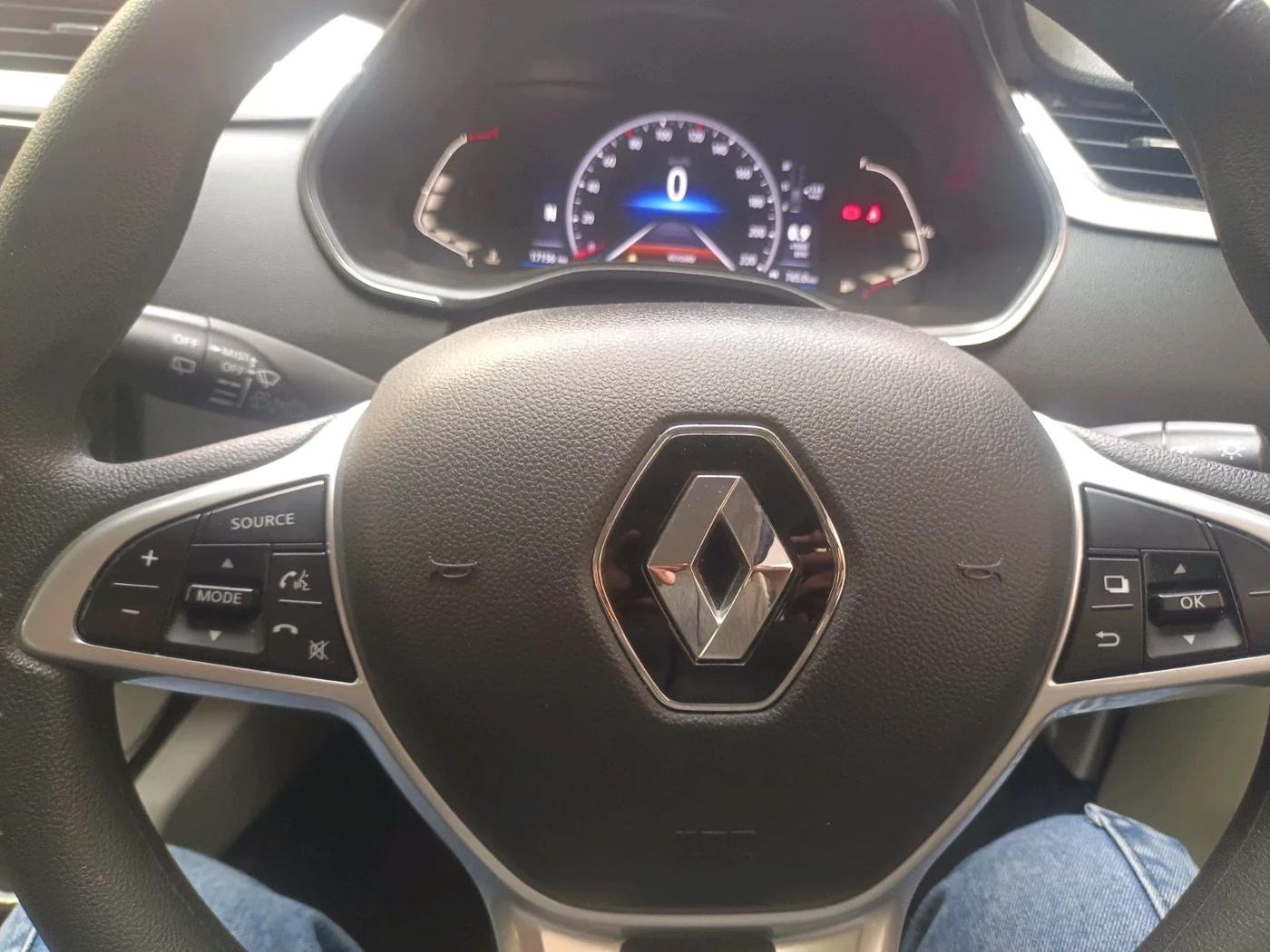 2024 Renault TRIBER RXZ AMT, Petrol, Automatic, 17,156 km, interior