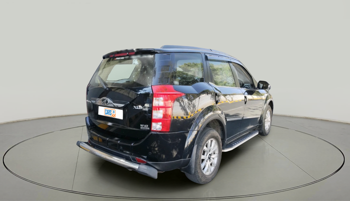 2016 Mahindra XUV500 W10 AT, Diesel, Automatic, 64,308 km, exterior