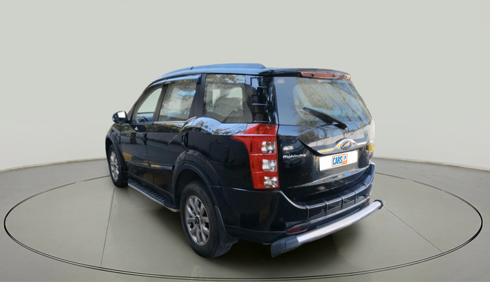 2016 Mahindra XUV500 W10 AT, Diesel, Automatic, 64,308 km, exterior