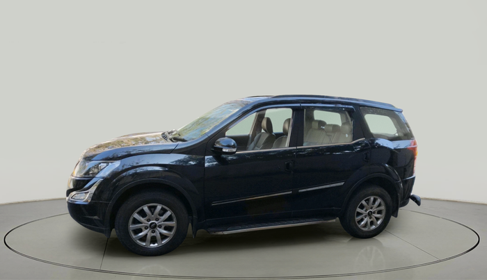 2016 Mahindra XUV500 W10 AT, Diesel, Automatic, 64,308 km, exterior