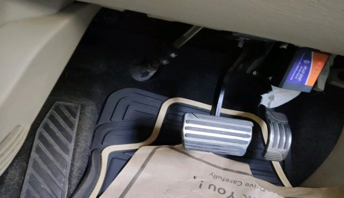 2016 Mahindra XUV500 W10 AT, Diesel, Automatic, 64,308 km, interior