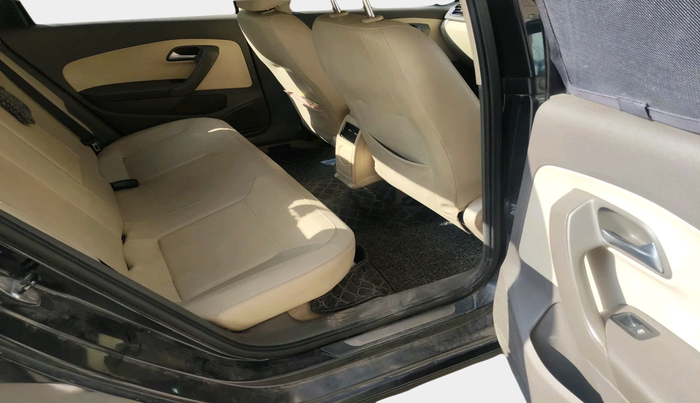 2012 Volkswagen Vento HIGHLINE DIESEL 1.6, Diesel, Manual, 1,56,706 km, interior