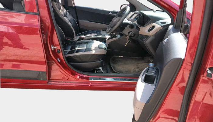 2018 Hyundai Grand i10 SPORTZ AT 1.2 KAPPA VTVT, Petrol, Automatic, 31,260 km, interior