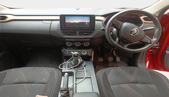 2023 Renault Kiger RXT (O) MT DUAL TONE, Petrol, Manual, 8,310 km, interior