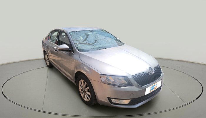 2013 Skoda Octavia AMBITION 2.0 TDI AT, Diesel, Automatic, 1,48,816 km, exterior