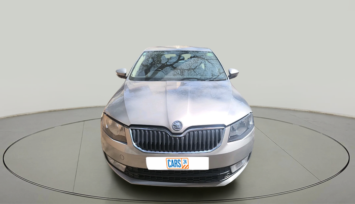 2013 Skoda Octavia AMBITION 2.0 TDI AT, Diesel, Automatic, 1,48,816 km, exterior