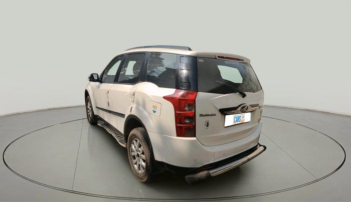 2017 Mahindra XUV500 W10 AT, Diesel, Automatic, 1,62,597 km, exterior