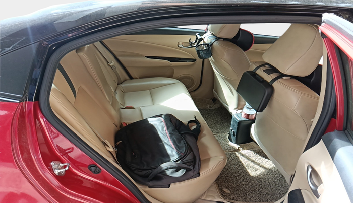 2021 Toyota YARIS V CVT, Petrol, Automatic, 18,966 km, interior