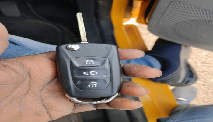 2020 Tata Tiago XZ PLUS PETROL, Petrol, Manual, 34,461 km, interior