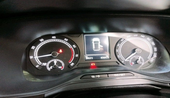 2021 Skoda KUSHAQ STYLE 1.5L TSI MT, Petrol, Manual, 29,571 km, interior