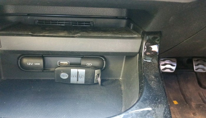 2023 KIA SELTOS GTX PLUS 1.4, Petrol, Manual, 15,436 km, interior