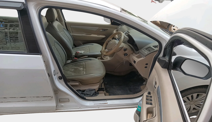 2016 Maruti Ertiga VDI SHVS, Diesel, Manual, 1,63,912 km, interior