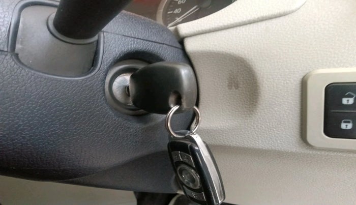 2012 Mahindra Verito 1.5 D4 BS III, Diesel, Manual, 81,898 km, interior