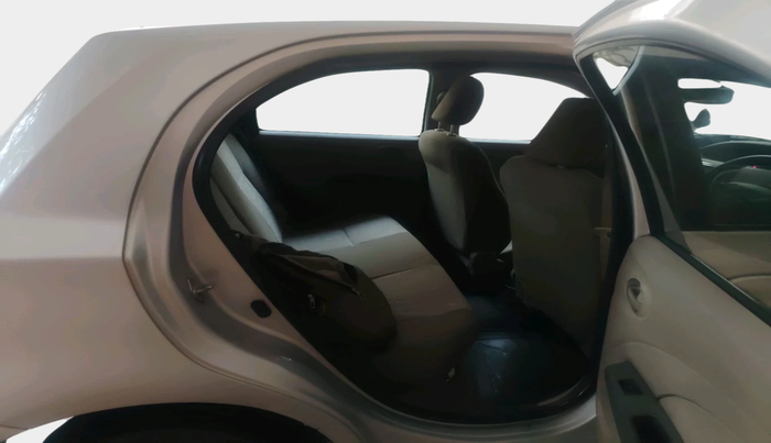 2014 Toyota Etios Liva G, Petrol, Manual, 57,352 km, interior