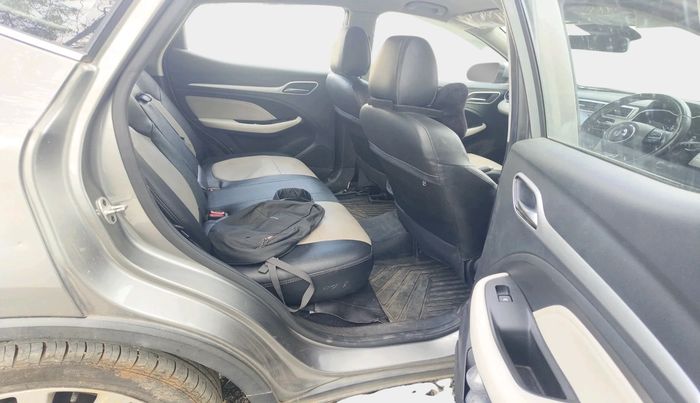 2022 MG ASTOR SUPER EX 1.5 MT, Petrol, Manual, 32,025 km, interior