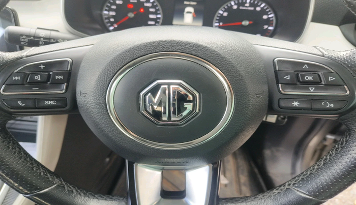 2022 MG ASTOR SUPER EX 1.5 MT, Petrol, Manual, 32,025 km, interior