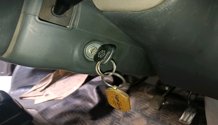 2014 Maruti Eeco 5 STR, Petrol, Manual, 1,02,344 km, interior