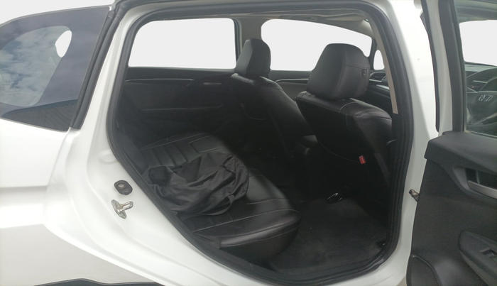 2018 Honda WR-V 1.5L I-DTEC VX MT, Diesel, Manual, 1,51,038 km, interior