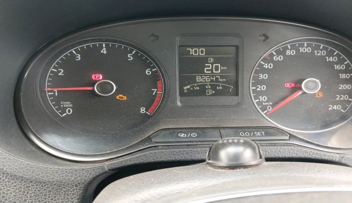2015 Volkswagen Polo HIGHLINE1.2L, Petrol, Manual, 82,647 km, interior