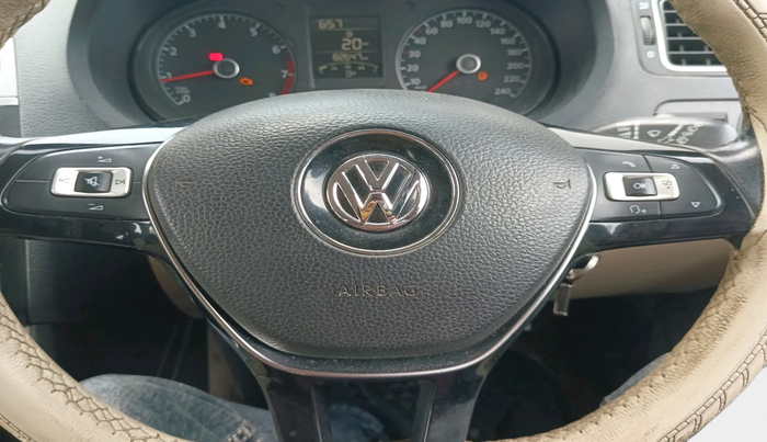 2015 Volkswagen Polo HIGHLINE1.2L, Petrol, Manual, 82,647 km, interior