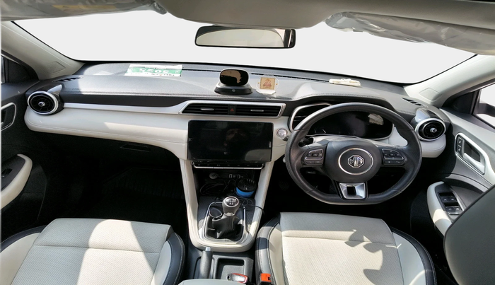 2025 MG ASTOR SHARP 1.5 MT, Petrol, Manual, 11,724 km, interior