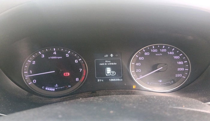 2017 Hyundai Elite i20 ASTA 1.2 (O), Petrol, Manual, 1,36,633 km, interior