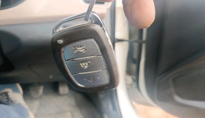 2017 Hyundai Elite i20 ASTA 1.2 (O), Petrol, Manual, 1,36,633 km, interior