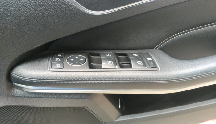 2015 Mercedes Benz E Class E 250 CDI AVANTGARDE, Diesel, Automatic, 68,038 km, interior