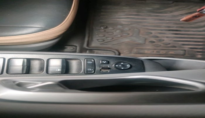 2023 Hyundai GRAND I10 NIOS SPORTZ 1.2 KAPPA VTVT, Petrol, Manual, 32,980 km, interior