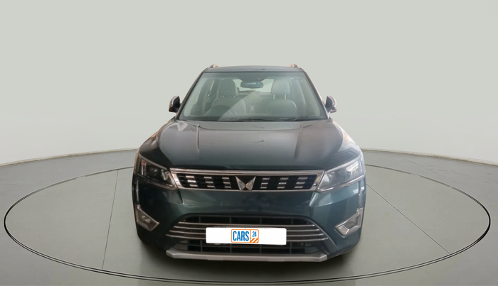 2022 Mahindra XUV300 W8 (O) 1.5 DIESEL AMT, Diesel, Automatic, 62,521 km, exterior