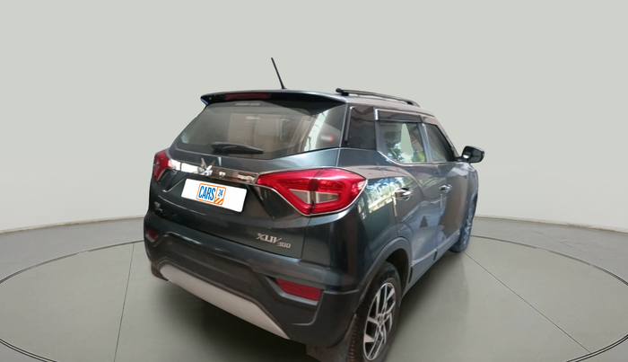 2022 Mahindra XUV300 W8 (O) 1.5 DIESEL AMT, Diesel, Automatic, 62,521 km, exterior