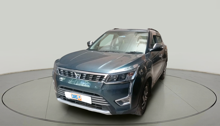 2022 Mahindra XUV300 W8 (O) 1.5 DIESEL AMT, Diesel, Automatic, 62,521 km, exterior