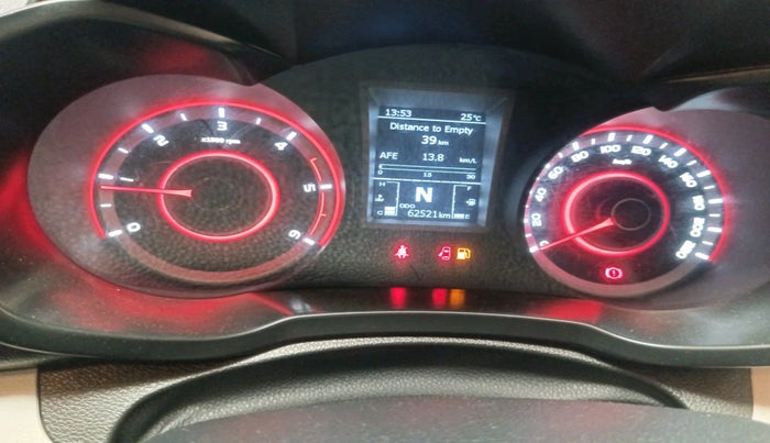 2022 Mahindra XUV300 W8 (O) 1.5 DIESEL AMT, Diesel, Automatic, 62,521 km, interior