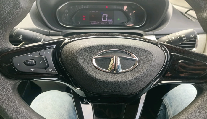 2022 Tata NEXON XZ PETROL, Petrol, Manual, 26,000 km, interior