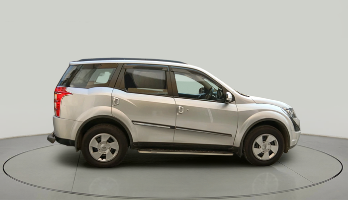 2015 Mahindra XUV500 W6, Diesel, Manual, 74,001 km, exterior