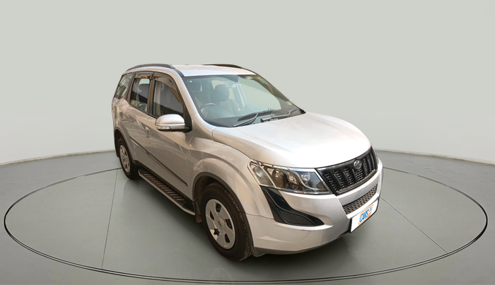 2015 Mahindra XUV500 W6, Diesel, Manual, 74,001 km, exterior