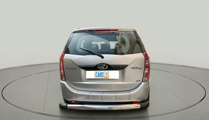 2015 Mahindra XUV500 W6, Diesel, Manual, 74,001 km, exterior