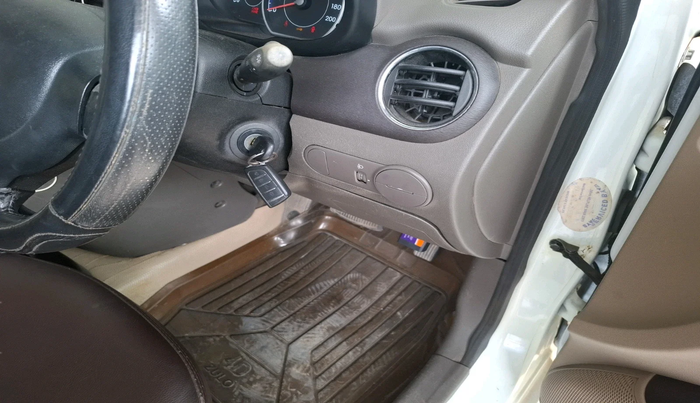 2011 Hyundai i10 SPORTZ 1.2 AT, Petrol, Automatic, 1,02,741 km, interior