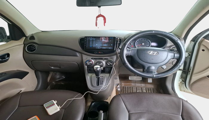 2011 Hyundai i10 SPORTZ 1.2 AT, Petrol, Automatic, 1,02,741 km, interior