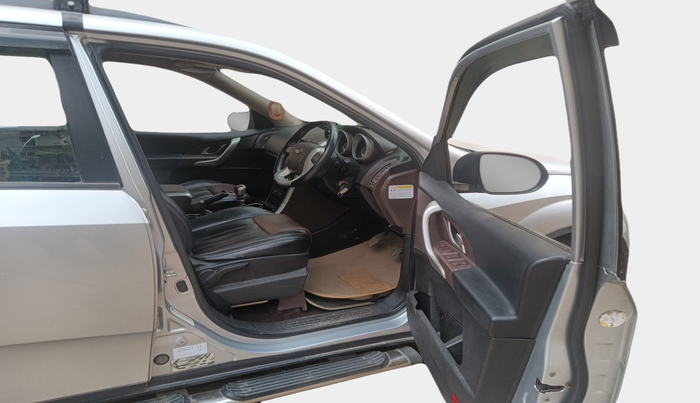 2013 Mahindra XUV500 W8, Diesel, Manual, 64,564 km, interior